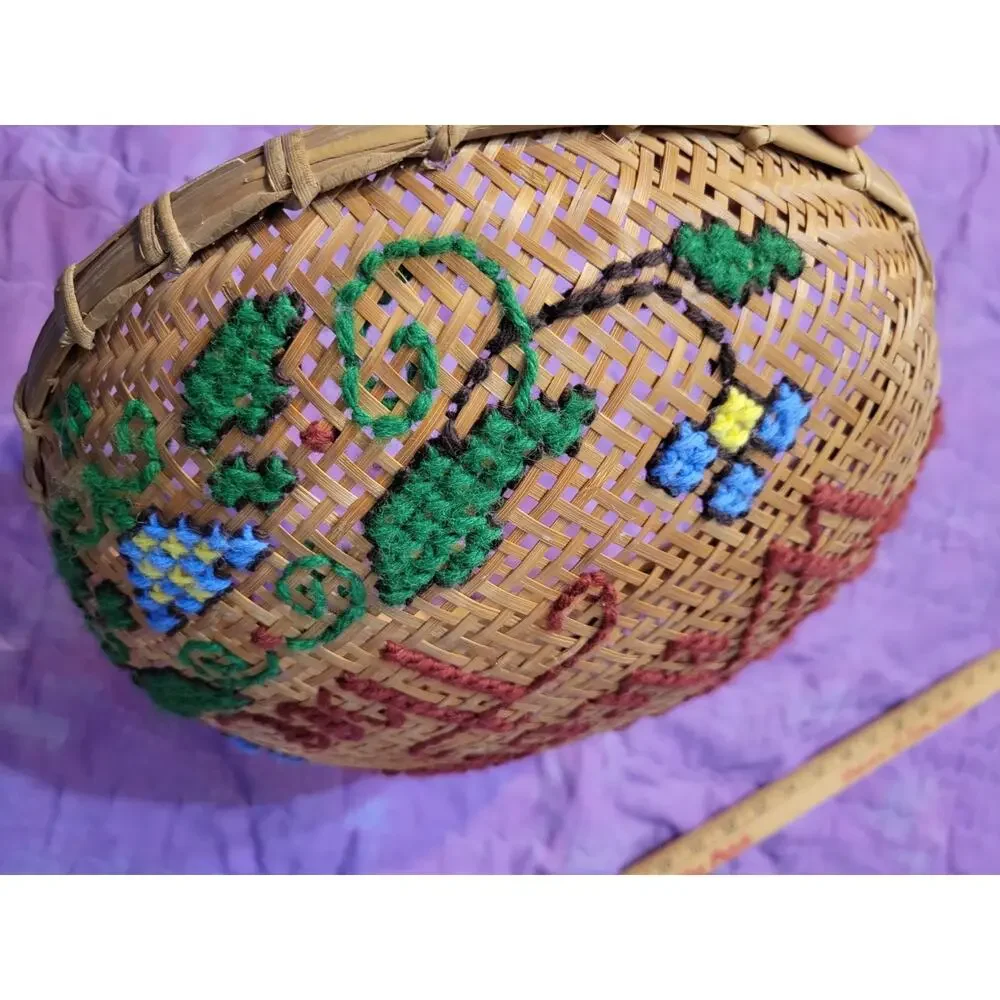 Vintage My Kitchen Welcome Thee Needlepoint Wicker Cane Bowl Decor Basket